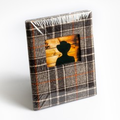 Albums Heisler 10x15 / 72 ar melnām lapām Albums Heisler 10x15 / 72 ar melnām lapām